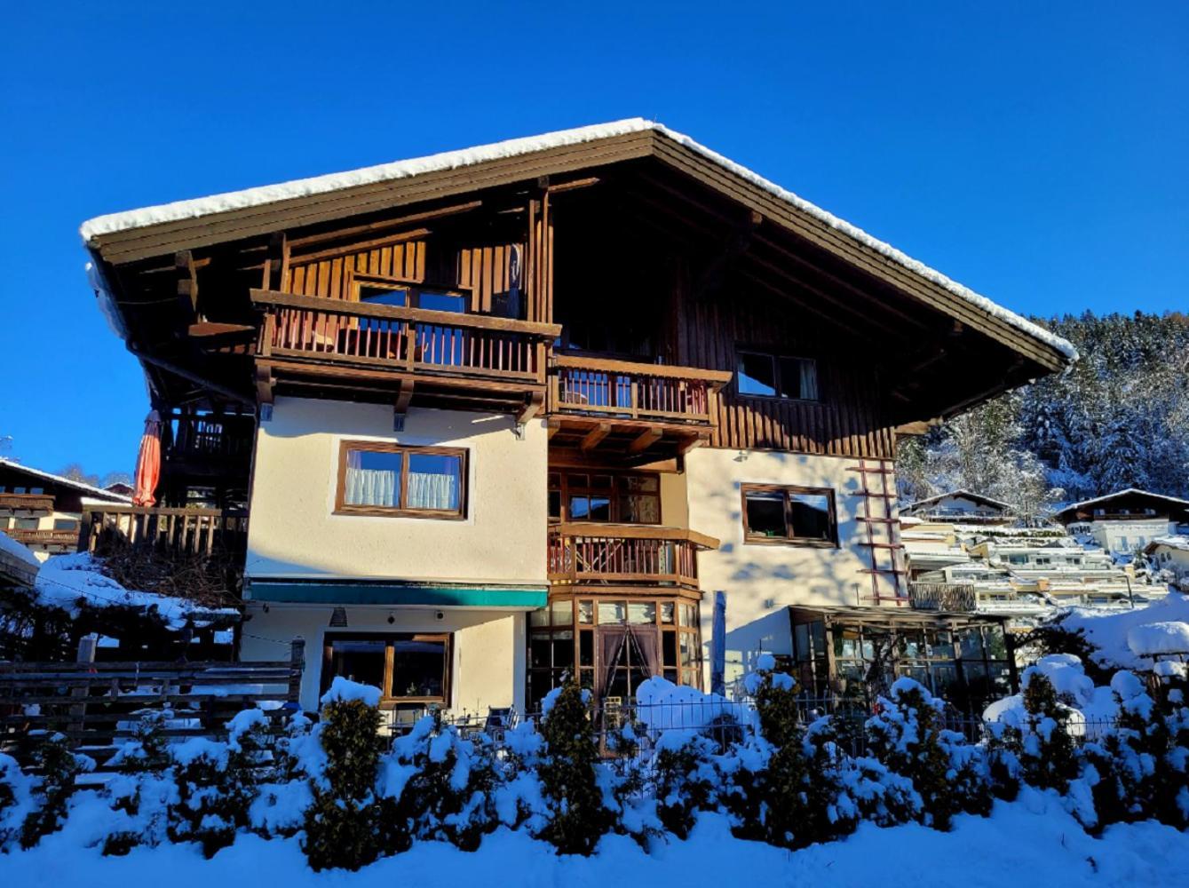 Appartementhaus Hollaus Цел ам Зее Екстериор снимка